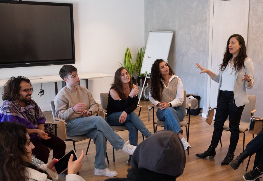 Dialogue Facilitation